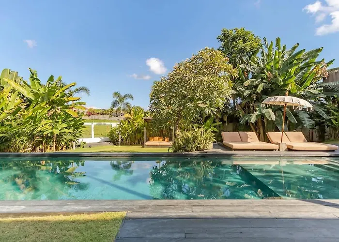 New 5br Rice Field Views Dream Escape Kerobokan